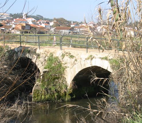 Ponte das Eiras ou dos Mouros